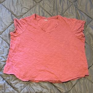Old Navy Women's Dark Pink Short Sleeve V-Neck Tee